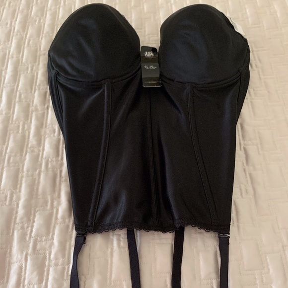 Bustier/Corset - Picture 1 of 9